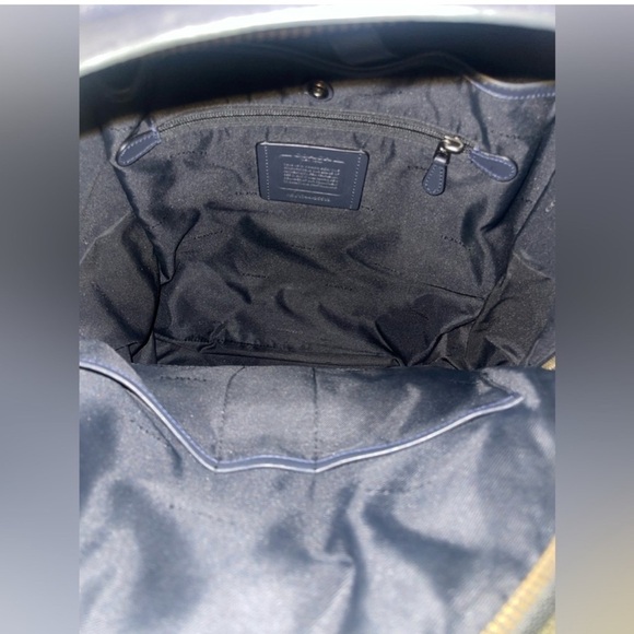 EUC LEATHER COACH BACKPACK - Picture 6 of 8